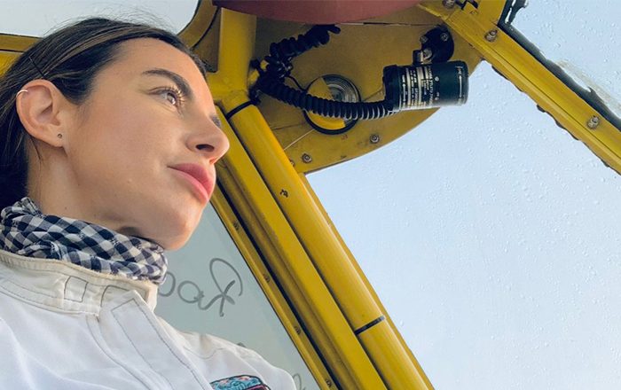 Ag piloto Juliana Torchetti expressa sua paixão pela ag aviation